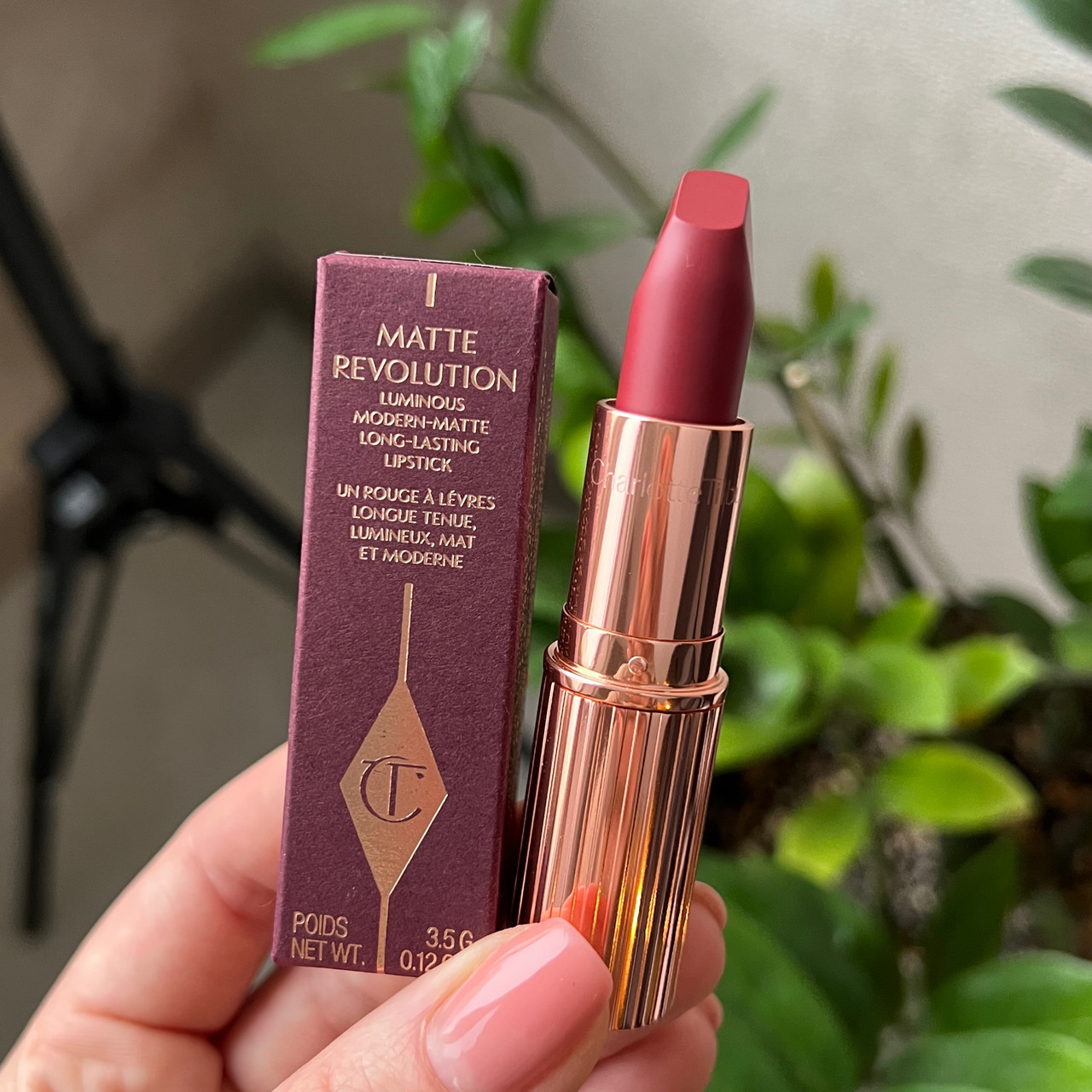 Помада Charlotte Tilbury Matte Revolution (Walk Of No Shame) 3.5 g ...