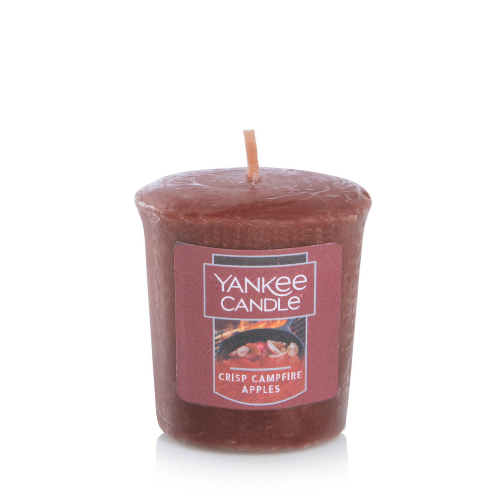 Ароматична свічка Хрусткі яблука на багаттіYANKEE CANDLE США