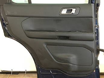 Обшивка дверей (карточка) задня ліва Ford Explorer 2016-2019 FB5Z-7823943-GA