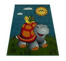 200х300 см. Дитячий килим  Kolibri 11111/140 на підлогу, на зеленому полі черепаха з равликом