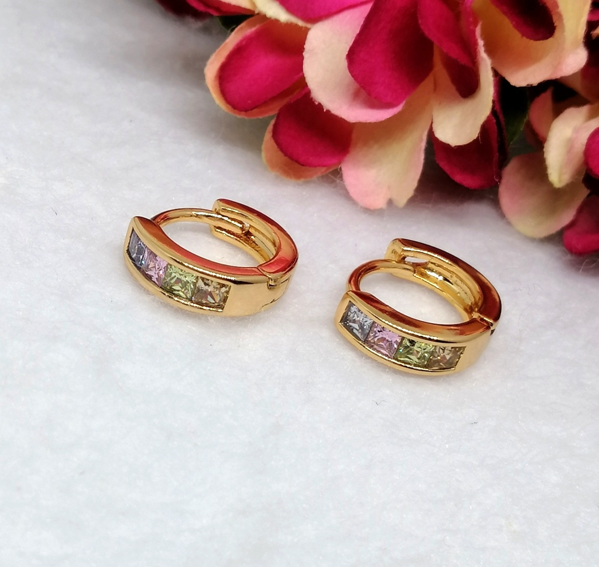 Купить Маленькие серьги из медицинского золота. Ювелирная бижутерия ...