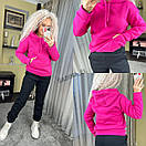 Теплий спортивний костюм жіночий із худі та чорними штанами джогерами двоколірний (р. 42-46) 7052006, фото 2