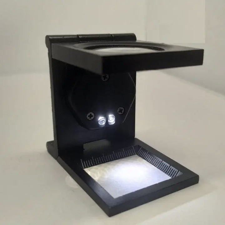 Металева лупа для перевірки волокон з LED-підсвіткою збільшення 6-кратне, фото 1