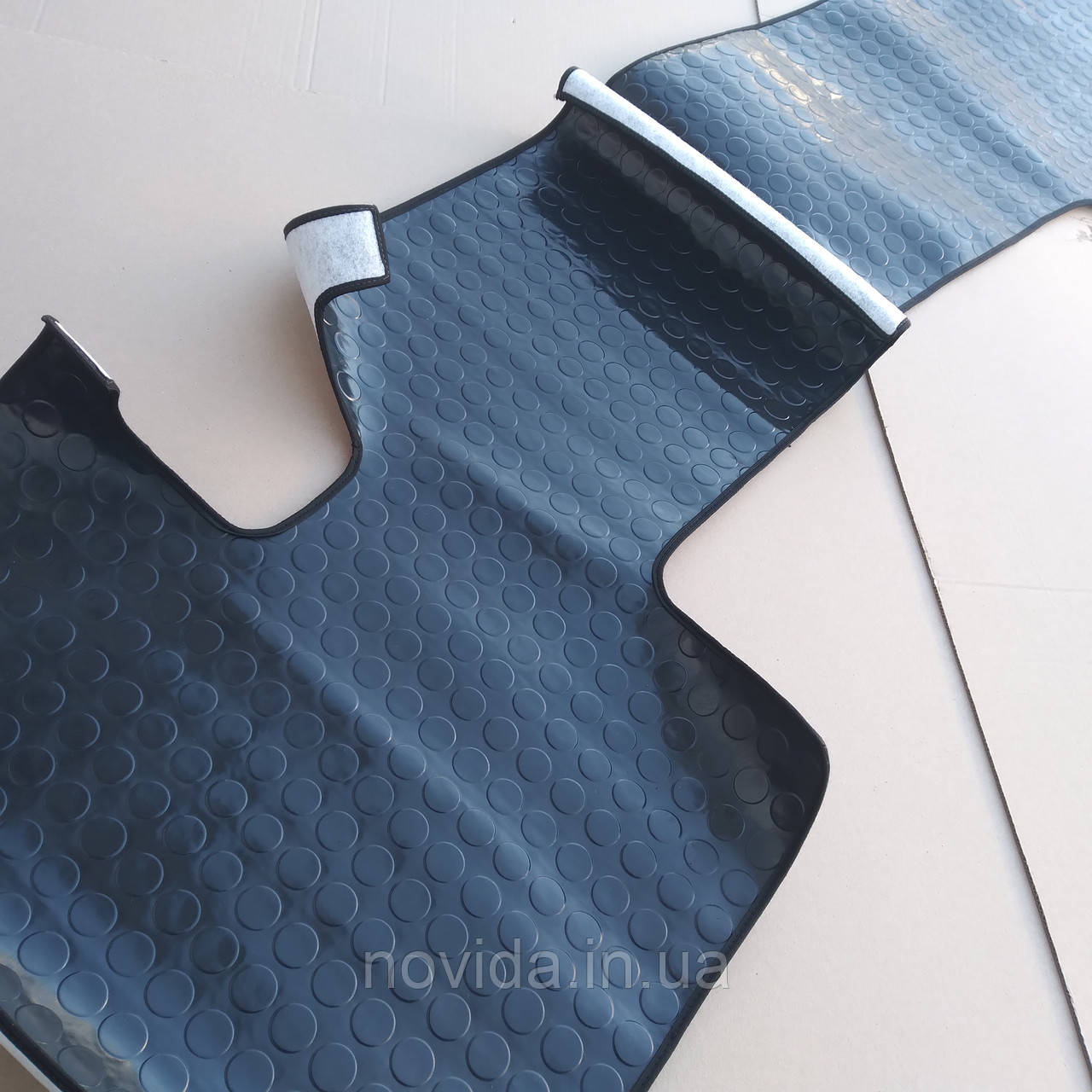 Килимок підлоги КАМАЗ AVTOLIN (комплект з 2-х) (автолін) чорний 5320-5109014/15-01