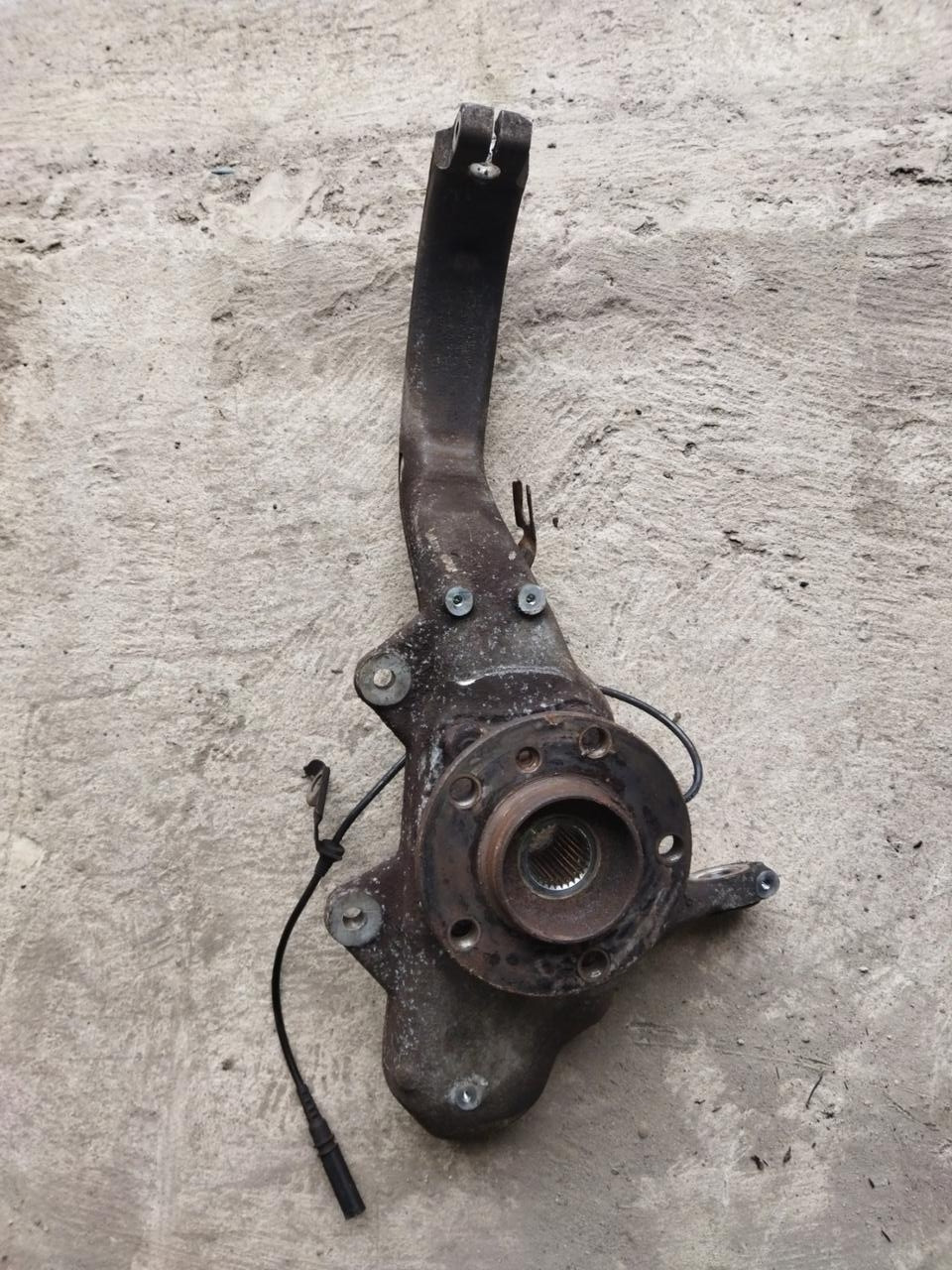 Б/В Цапфа передня Кулак поворотний правий BMW X5 E70 3.0 31216773784, фото 1