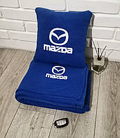 Плед та подушка з логотипом в автомобіль Mazda