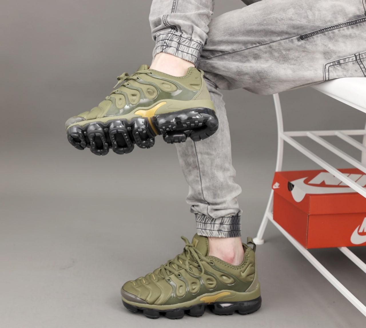 Vapormax plus best sale brown