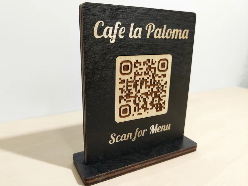 Табличка с QR кодом 85x105мм
