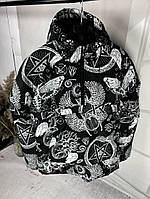 Мужской стильный утепленный анорак с капюшоном чёрный с принтами и узорами