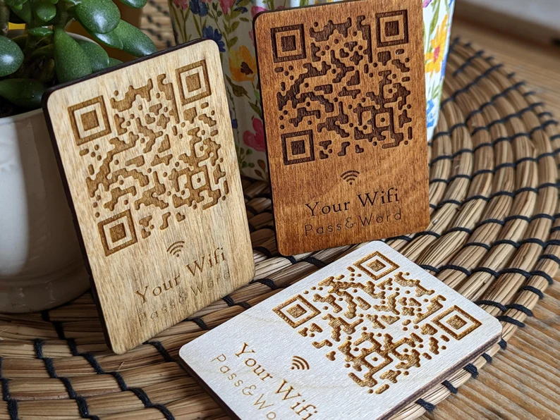 Табличка с QR кодом 85х55мм