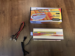Інвертор напруги 12V 220 V 2000 W + зарядний акумулятор 20 амперів