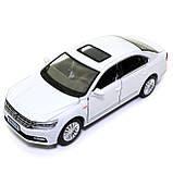 Іграшкова металева машинка Volkswagen Passat «Автопром» Фольксваген Пассат білий світло звук 15 см (6604), фото 3