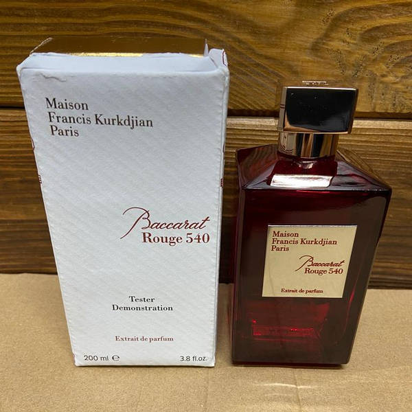 Baccarat rouge 540 экстракт или парфюмированная вода