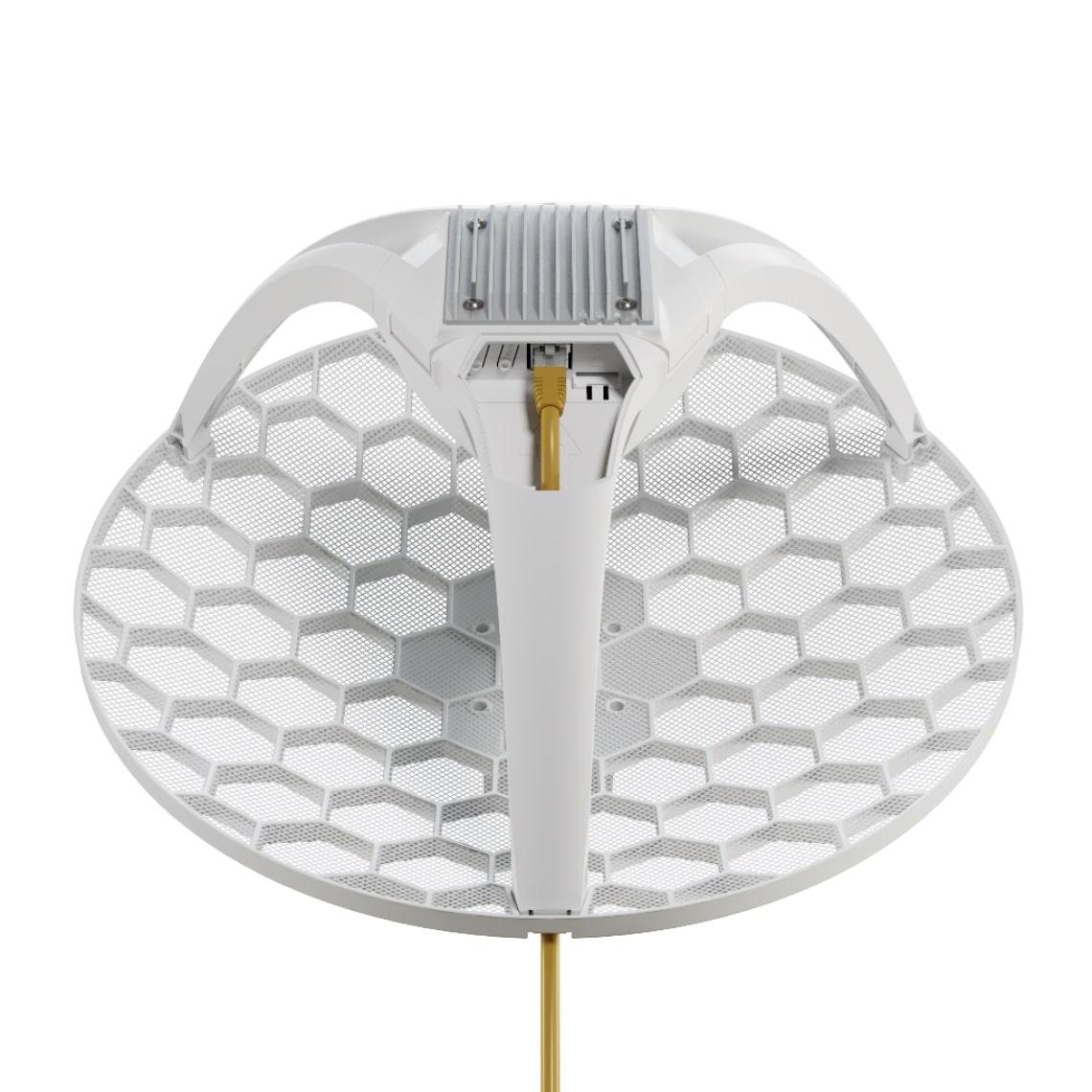 Точка доступу MikroTik LHG LTE18 (LHGGM&EG18-EA)