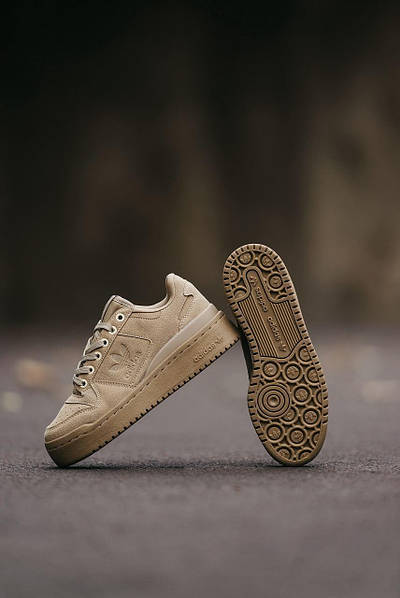 Adidas forum low beige hot sale