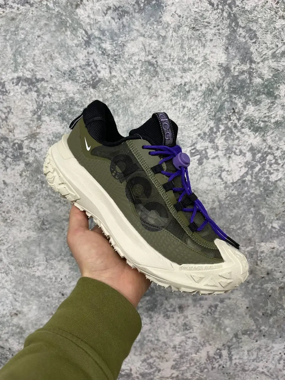 Nike ACG Mountain Fly 2 Low Khaki ALL10334