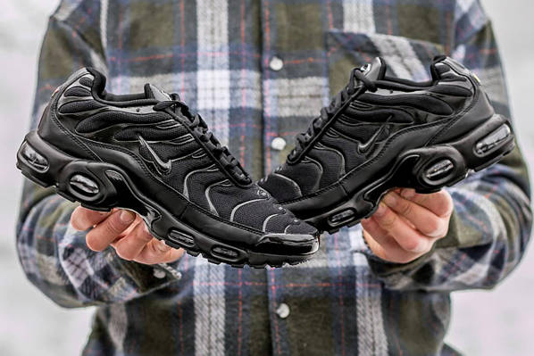Nike Air Max TN Plus All Black 40 25.5 Krosonavtik 2383720916
