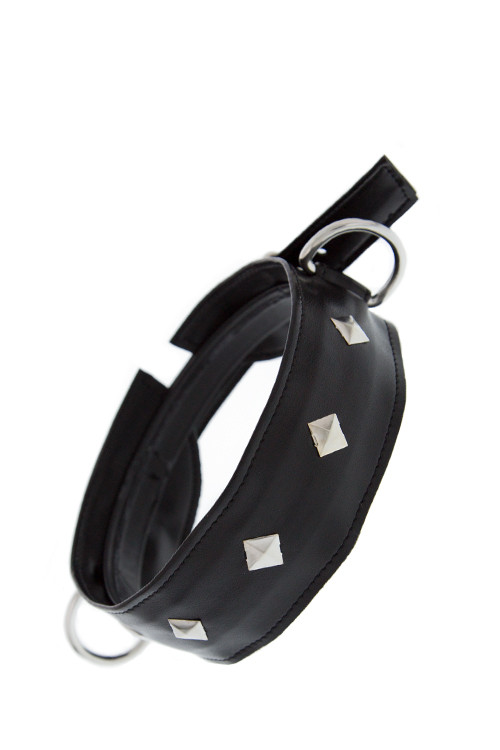 Нашийні із заклепками GP COLLAR WITH STUDS