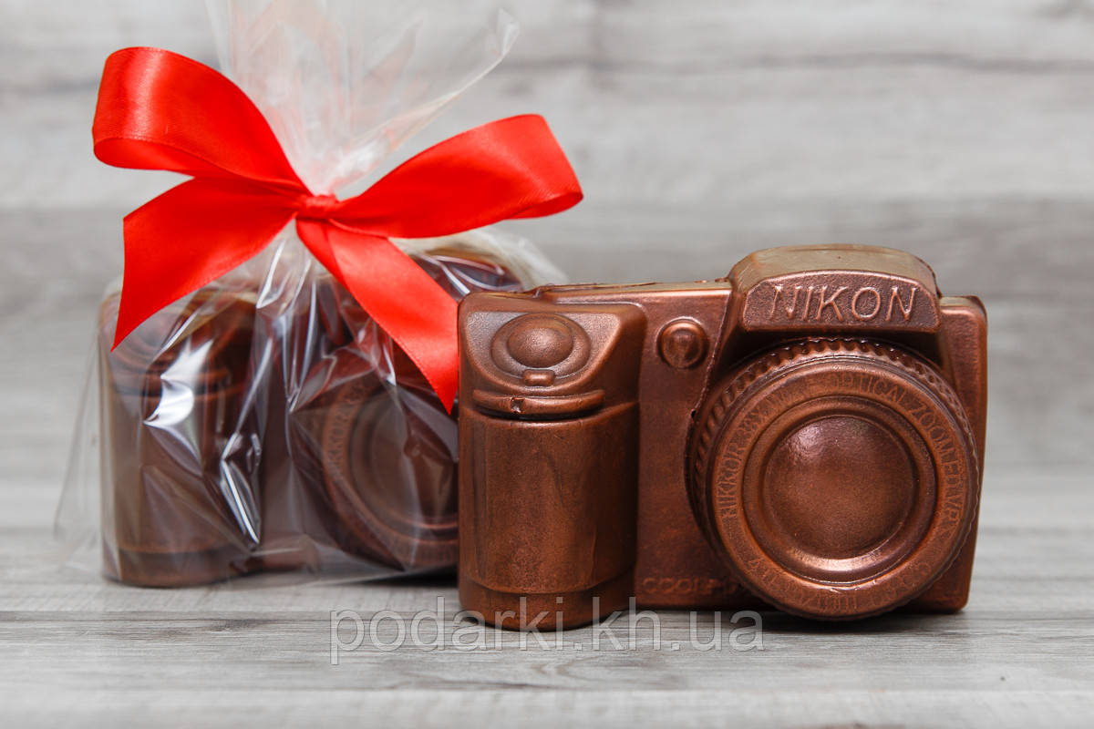 Шоколадний фотоапарат Nikon для дружини