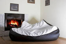 Безкаркасні меблі