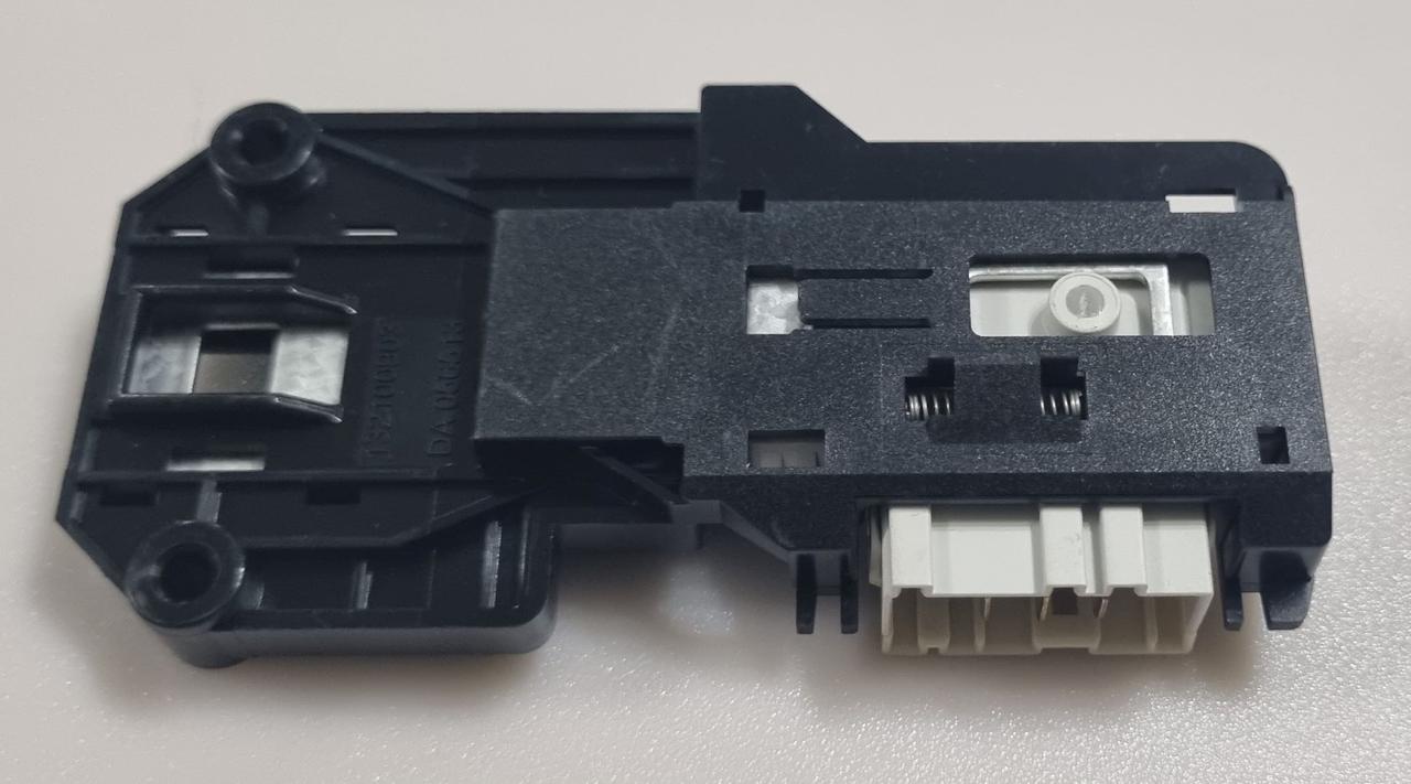 Замок люка для пральної машини Electrolux 50226738008