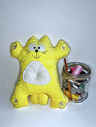 Кіт Саймон Жовток на присосках жовтий — Сувенір у машину — Іграшка в жовту машину Кіт Саймон — Подарунок автомобілісту