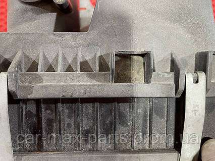 Корпус воздушного фильтра Mitsubishi Outlander 1 CU 2.4 4G69