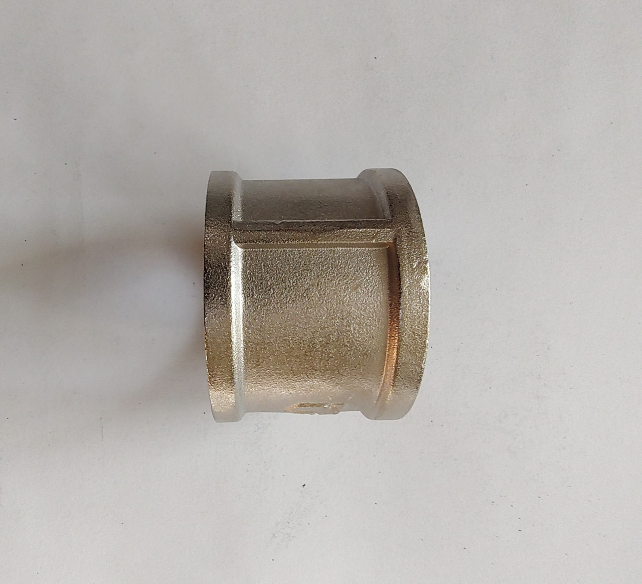 Муфта 3/2"*1" латунь, нікель