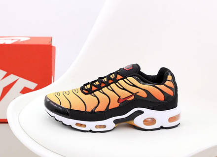 Nike air black orange hotsell