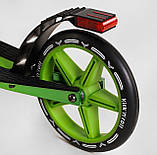 Самокат двоколісний дитячий Lamborghini LB — 3655 Салатовий, 1 амортизатор, до 100 кг, з колесами PU 200 мм, фото 6