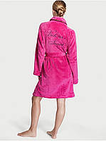 Плюшевий халат Short Cozy Robe Pink від Victoria's Secret M\L