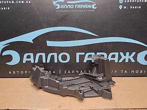 Renault Fluence Кронштейн права бампера підфарбувальник Кронштейн фари Рено Флюенс 603507-6 Polcar 622220012R