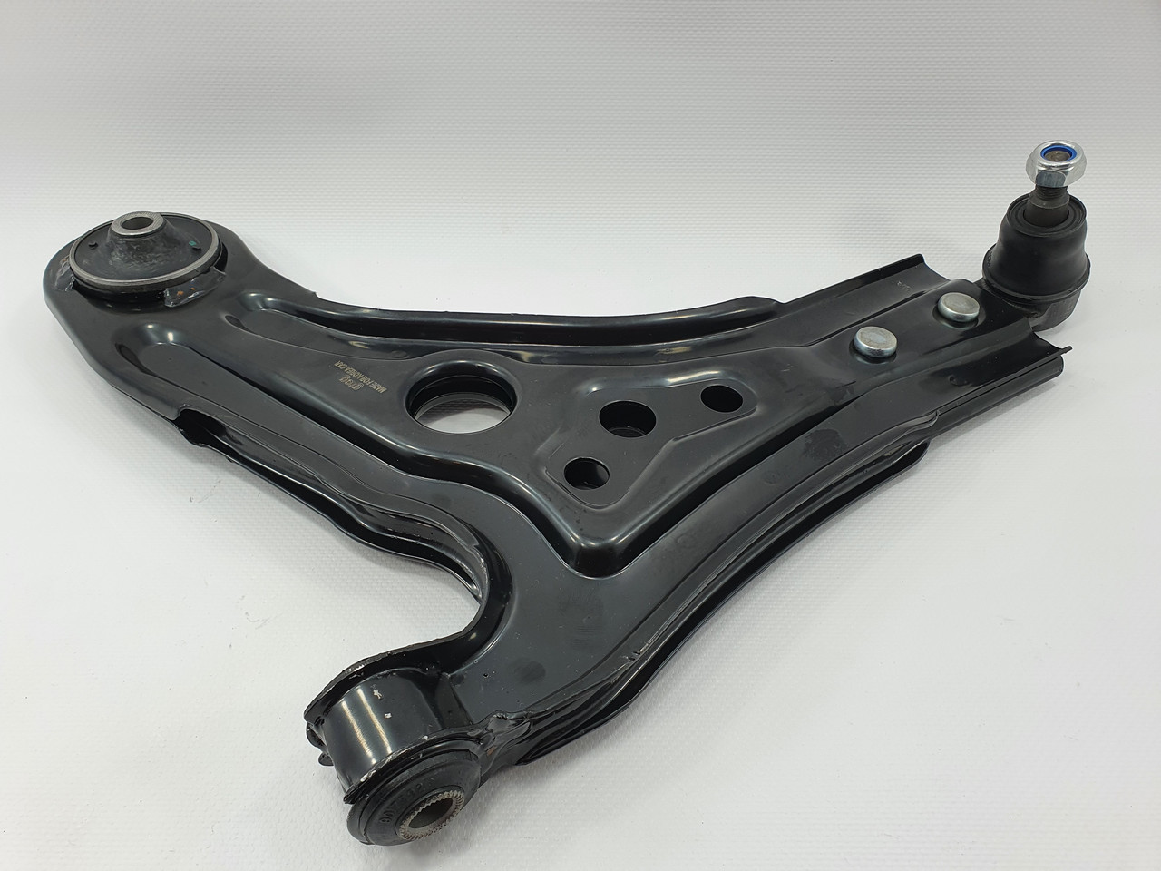 Ричаг передній лівий Шевроле Авео EuroEx Угорщина