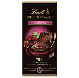 Lindt Чорний шоколад 70% какао з шоколалним мусом і клюквою 150g