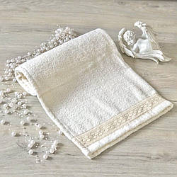 Рушник хрестильний Аріна з мереживом Махра білий/екрю 70х140 см Betis