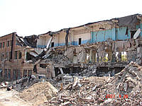Снос промышленныхи жилых ветхих зданий демонтаж домов