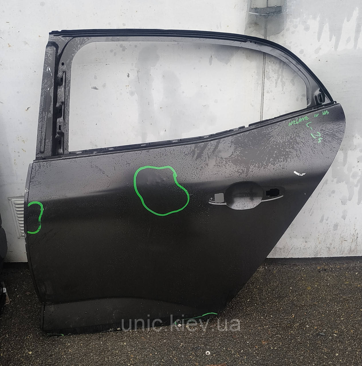 Дверь задня ліва Рено Меган 4 хетчбек нова