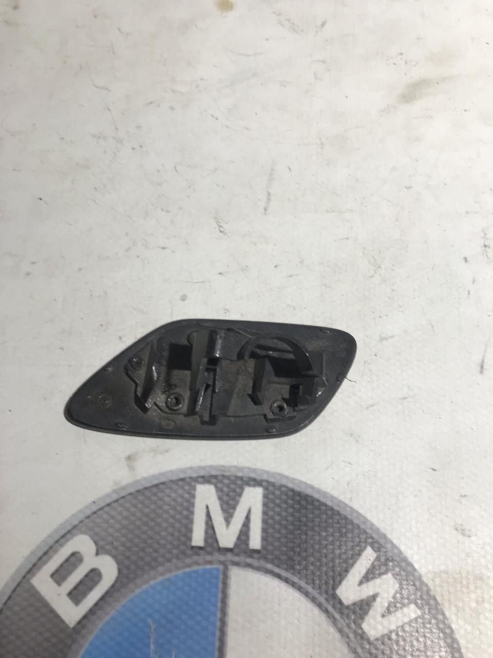 Заглушка омывателя фар правая бампера бмв bmw Z4 е E89 51117192164 (ID ...