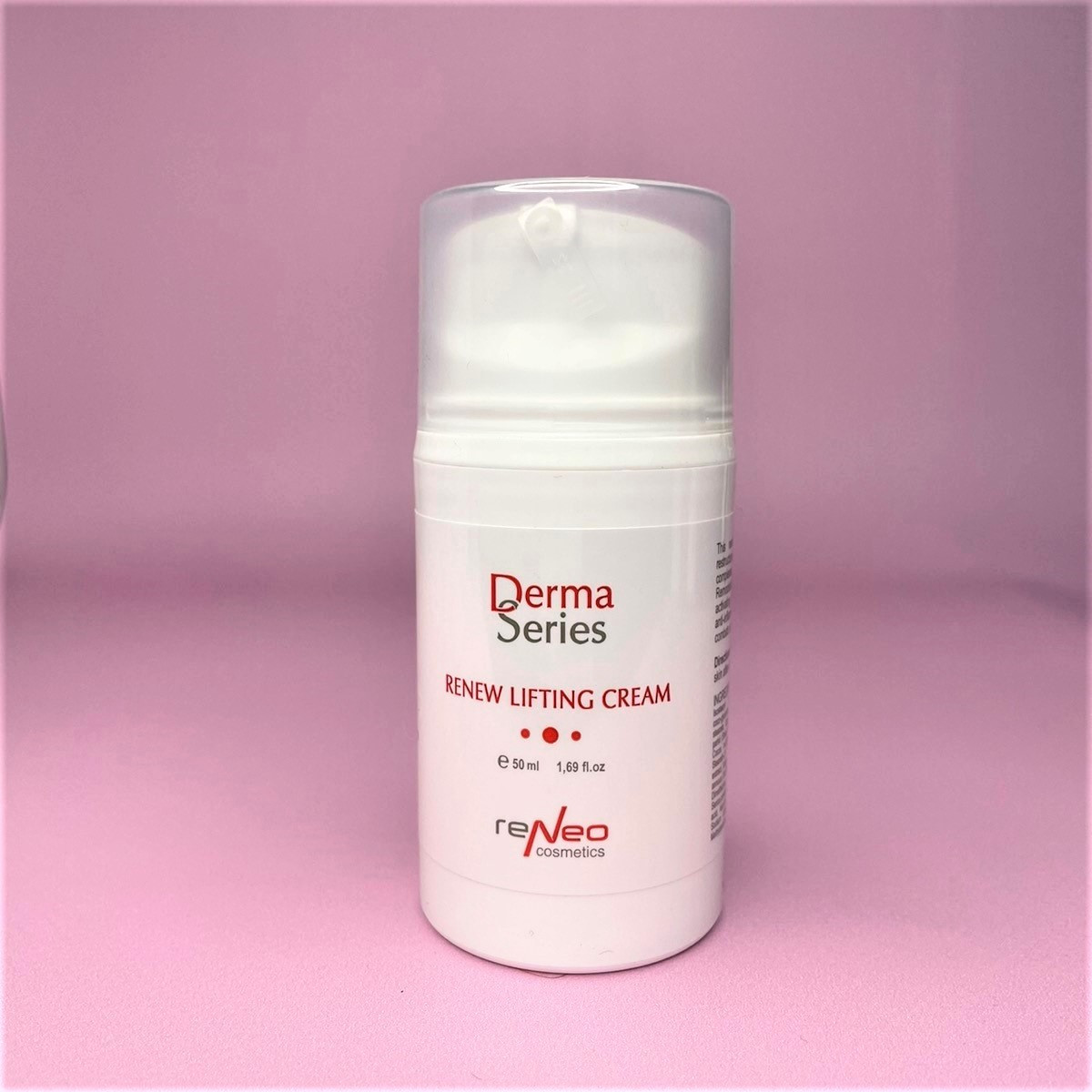 Регенеруючий анти-ейдж крем з ліфтинговим ефектом Derma Series Renew Lifting Cream