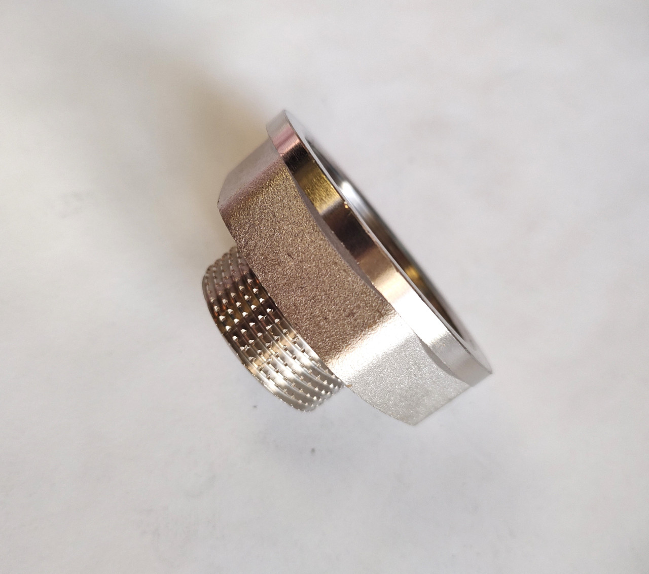 Перехідник В/Н 3/2"*1" нікель