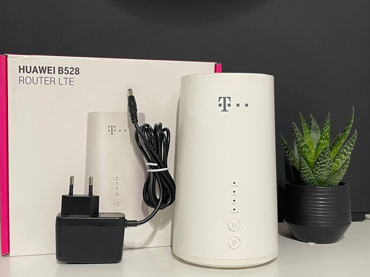 Huawei B528 3G/4G LTE WiFi Роутер