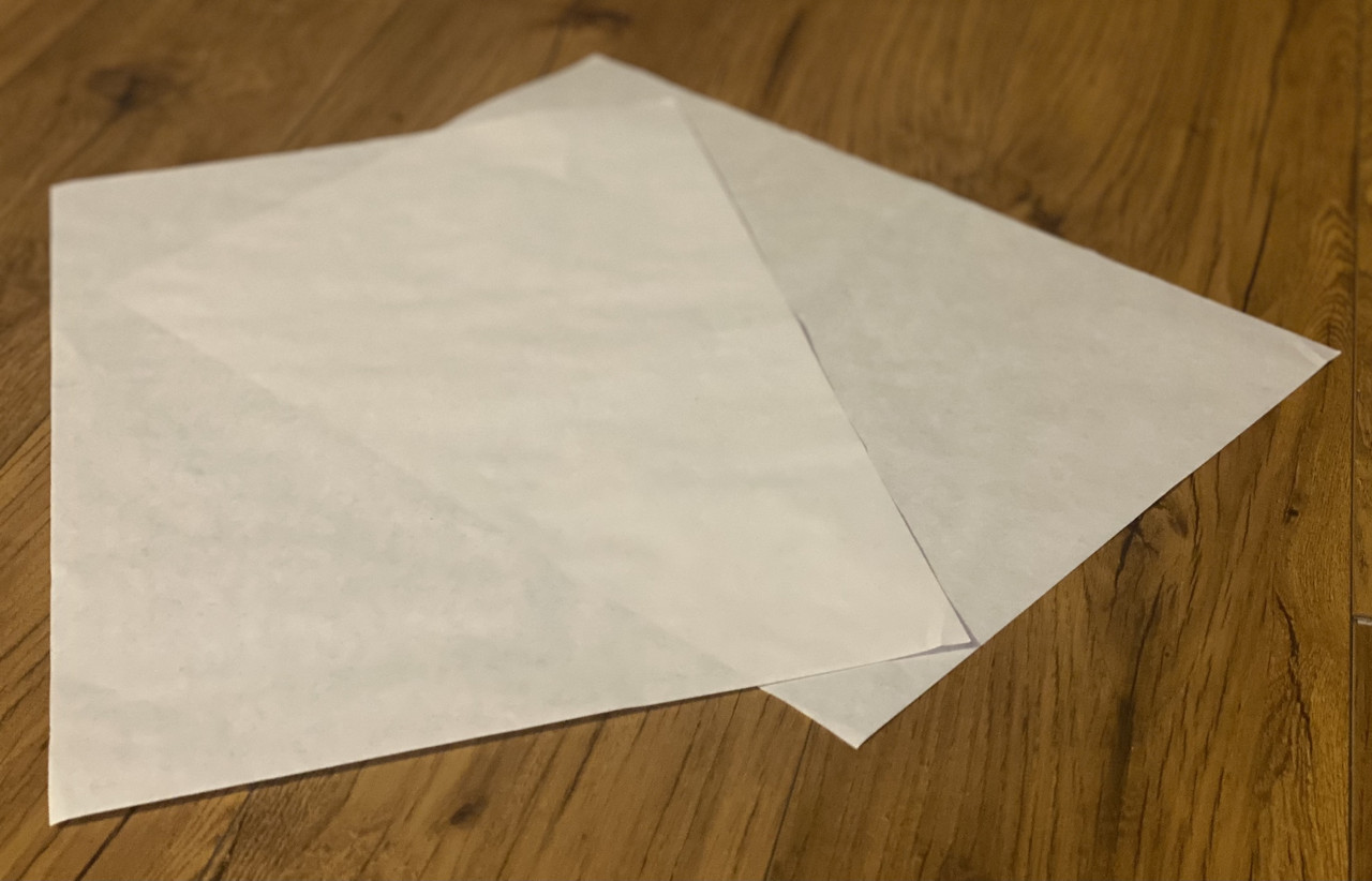 Пергамент білий в листах 30*42 см., щільність 40 г., (1000 листів)
