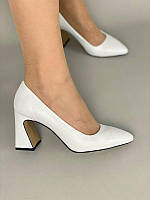 Жіночі демісезонні туфлі човники ShoesBand Білий натуральні шкіряні всередині шкірпідкладка 36 (23,5 см) (S36011-1)