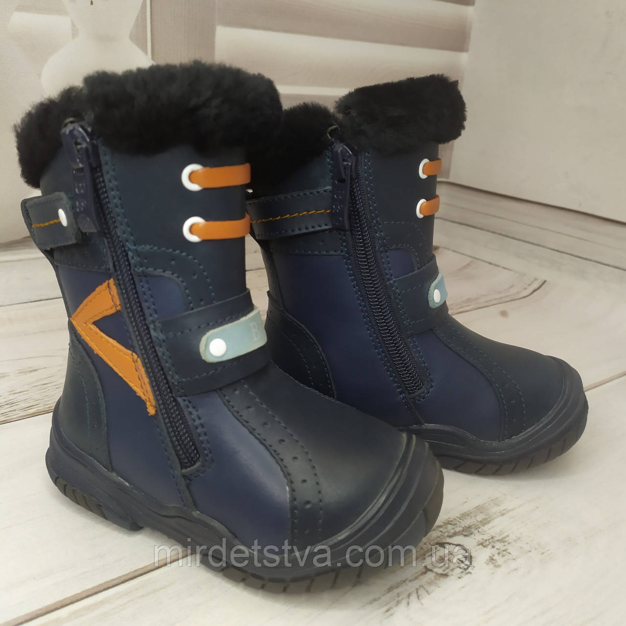 Дитячі зимові шкіряні черевики чоботи на хутрі для хлопчика B&G синій розміри 23 26