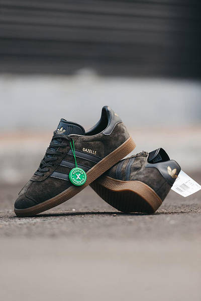 Adidas gazelle brown gum hotsell
