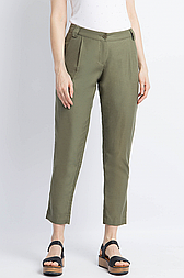 Літні жіночі брюки-банани Finn Flare S18-12031-900 зелені XS