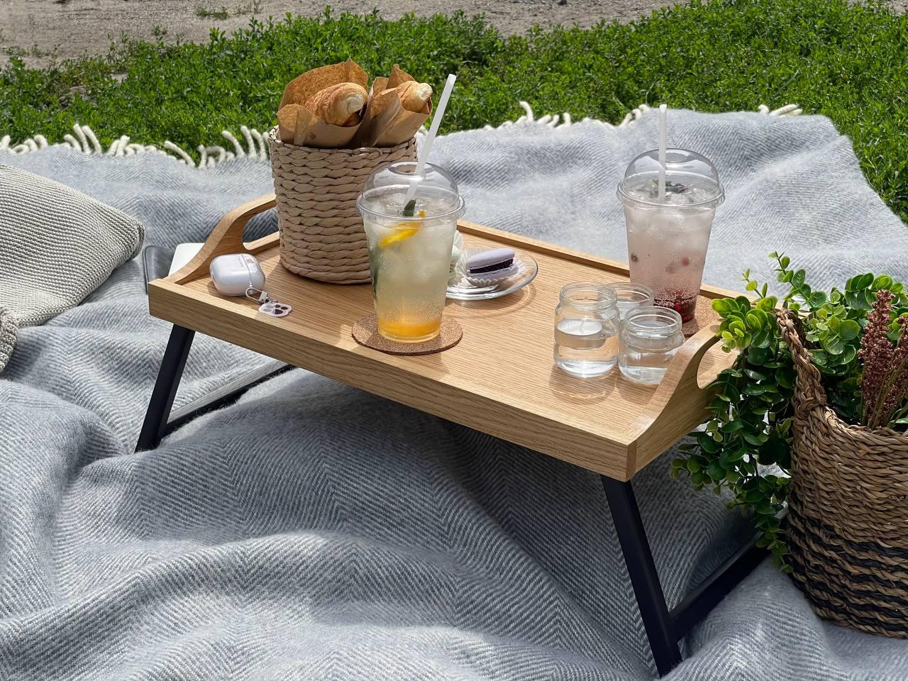 Столик для сніданку в ліжко "Варіан" розкладний з натурального дерева