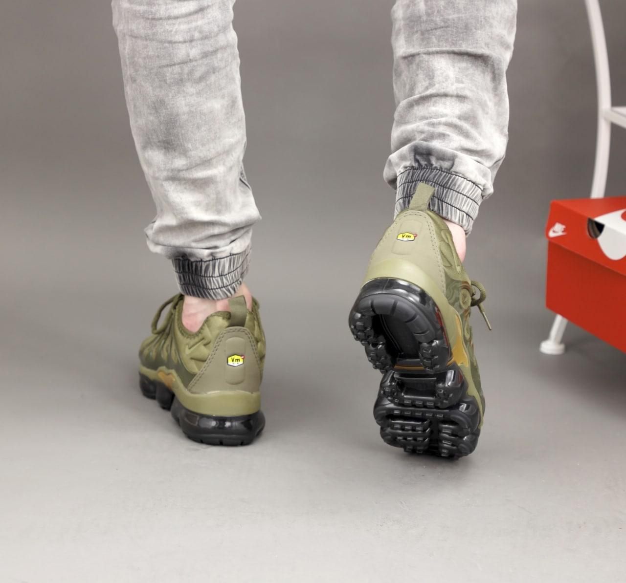 Nike vapormax hotsell plus 270