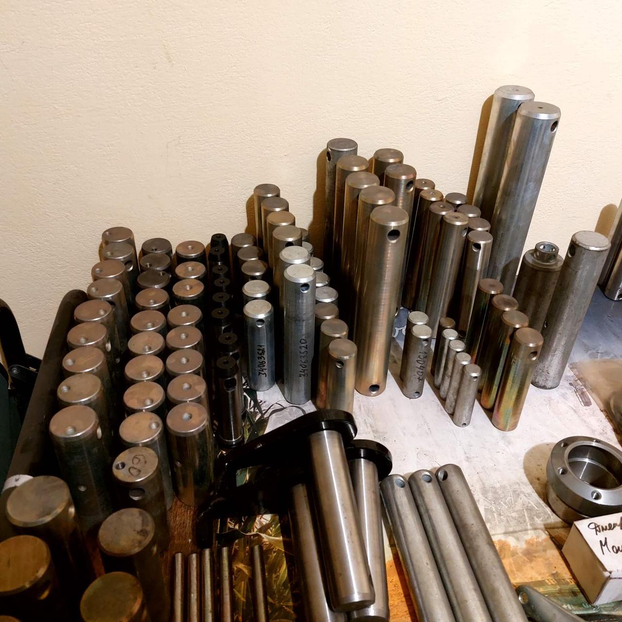 Палець Ø 40 x 226,5 Horsch 28122523, фото 1