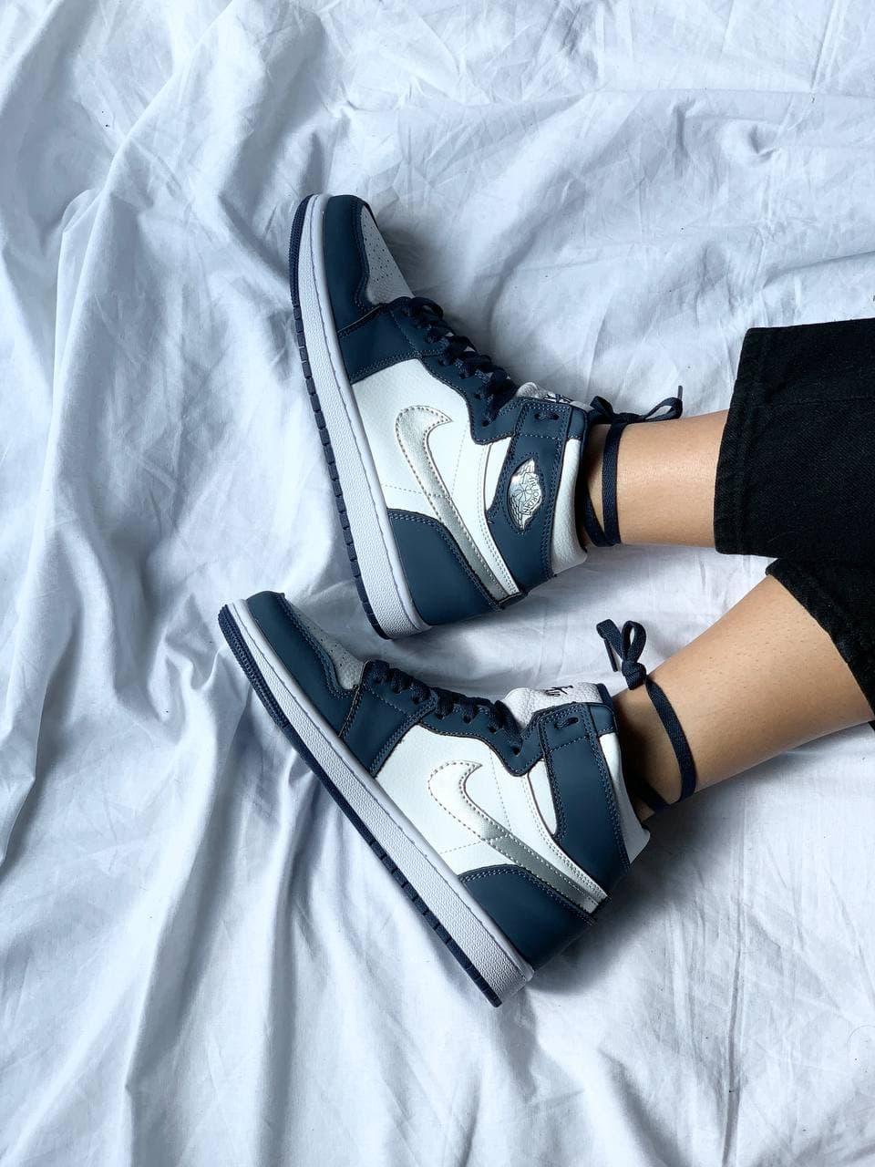 Jordan 1 mid navy blue and white 2025